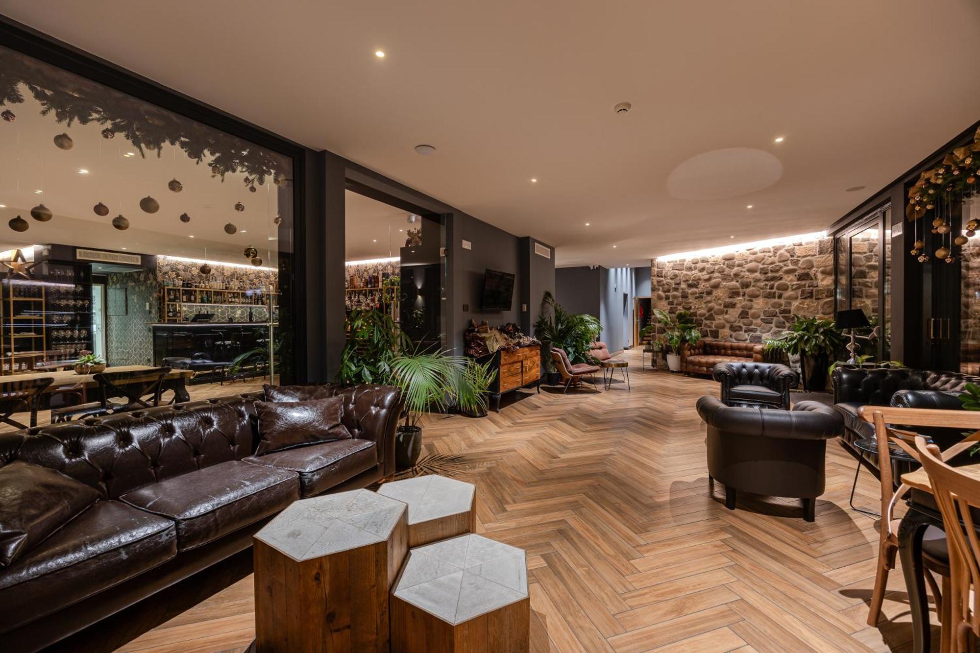 Deville & Spa กอสเตร์มาโน ภายนอก รูปภาพ