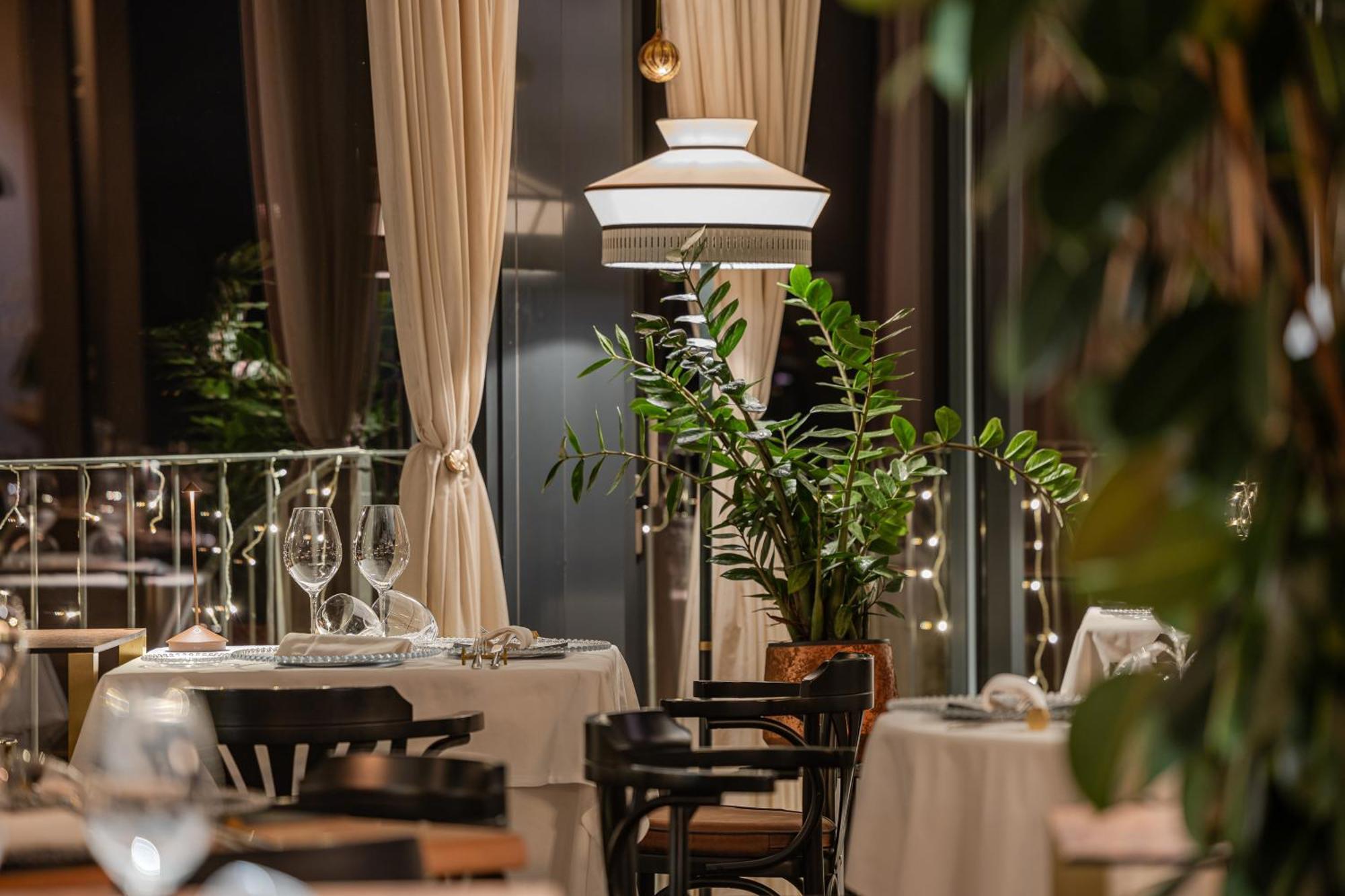 Deville & Spa กอสเตร์มาโน ภายนอก รูปภาพ